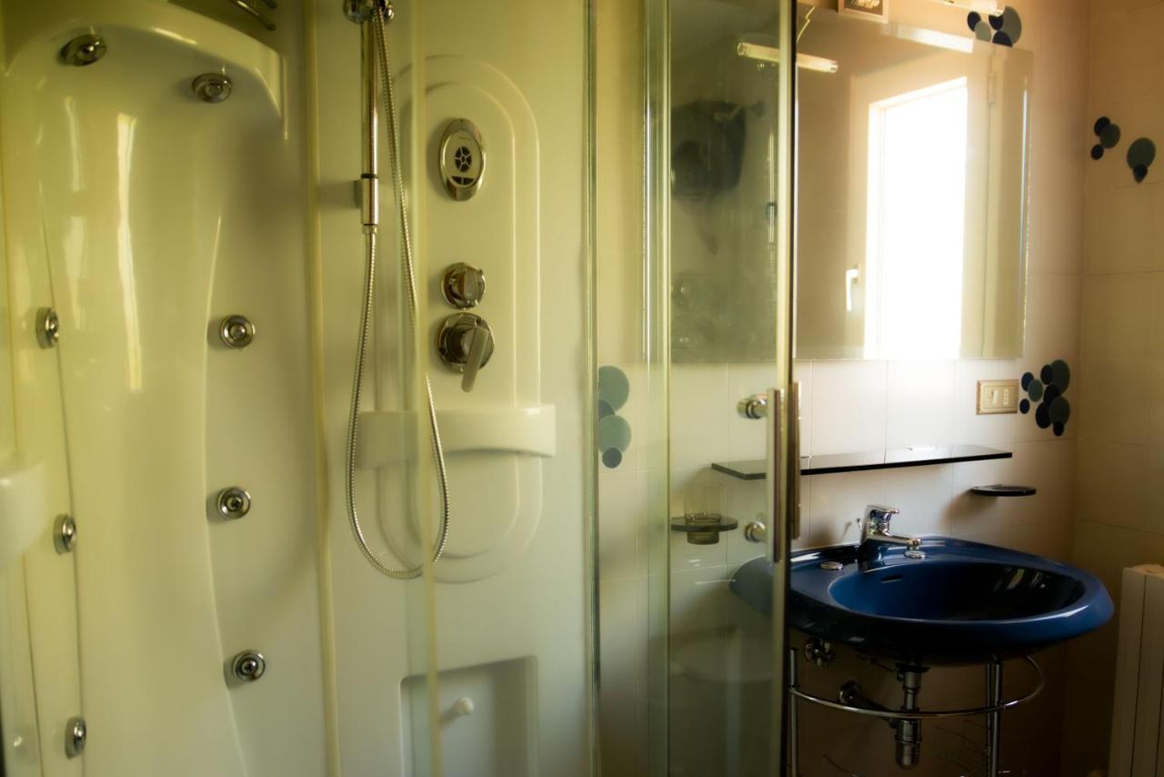 B&B Luna Blu Montesilvano Marina Kültér fotó